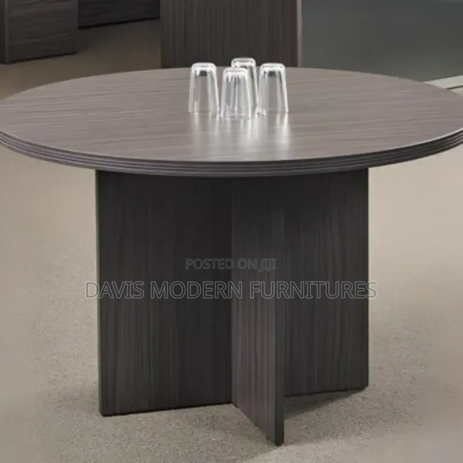 Round Meeting Table