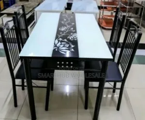 Dinning Table- 4 Seater Dinning Table Black and White