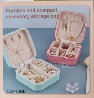 Portable Compact Beauty Accessory Storage Box