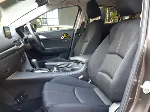 Mazda Axela 2018 Gray