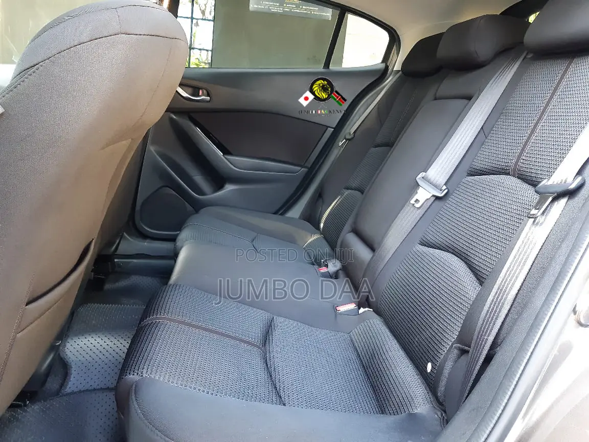 Mazda Axela 2018 Gray
