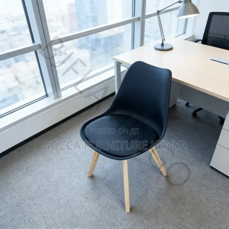 Armless Leather Cushioned Dining Eames Chair