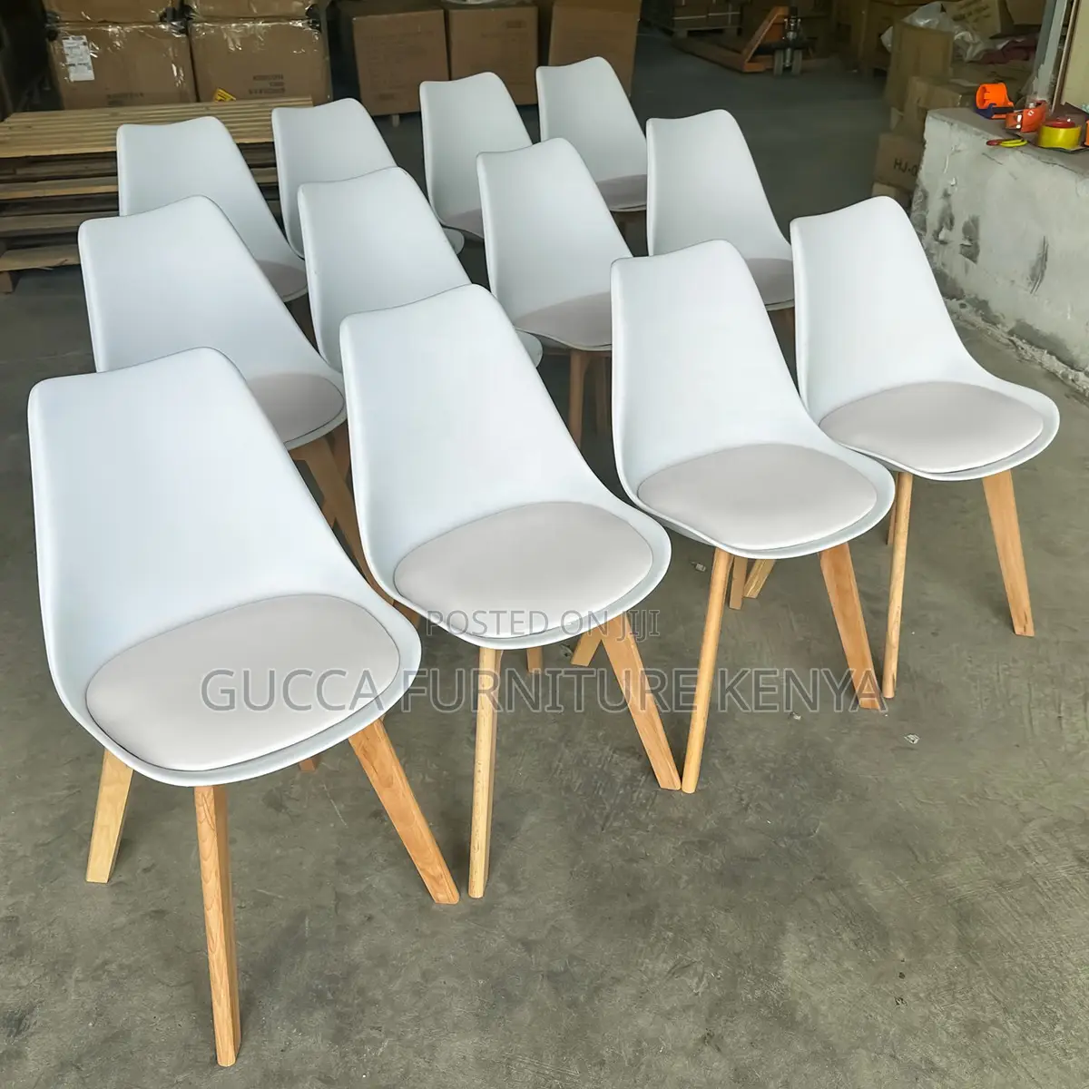 Armless Leather Cushioned Dining Eames Chair