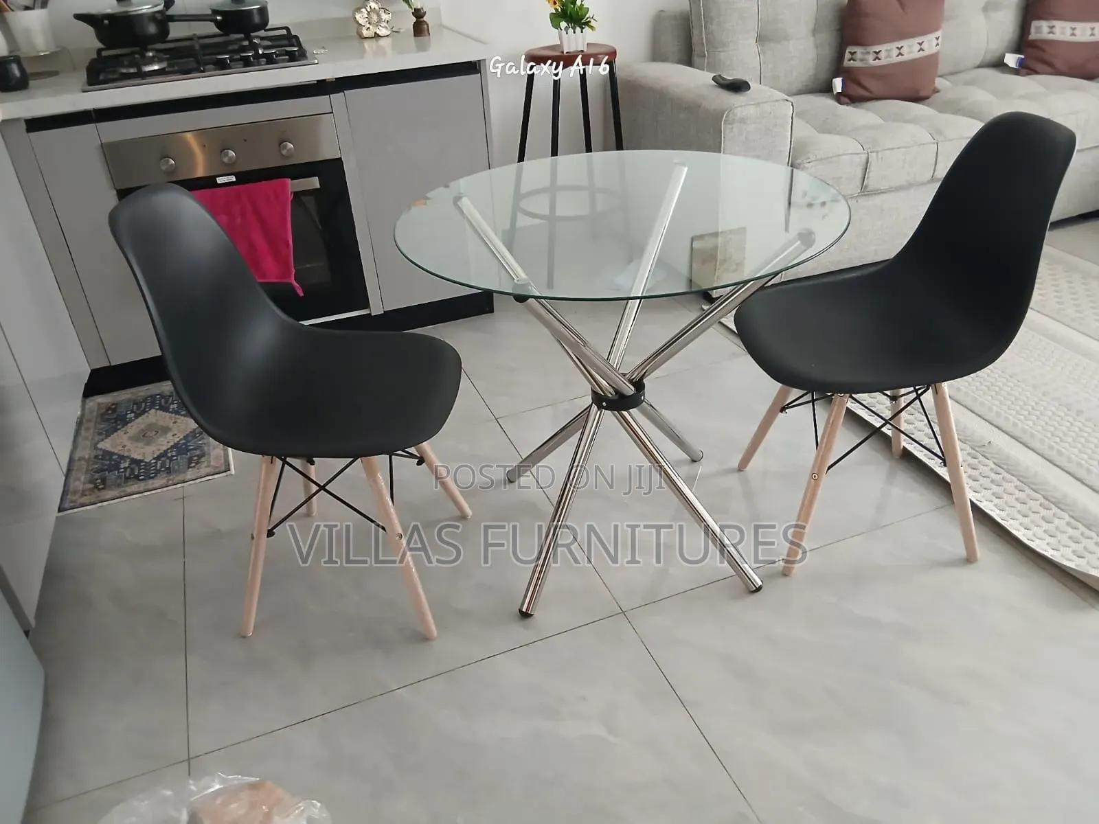 Hard Plastic Eames Chair Dining Set