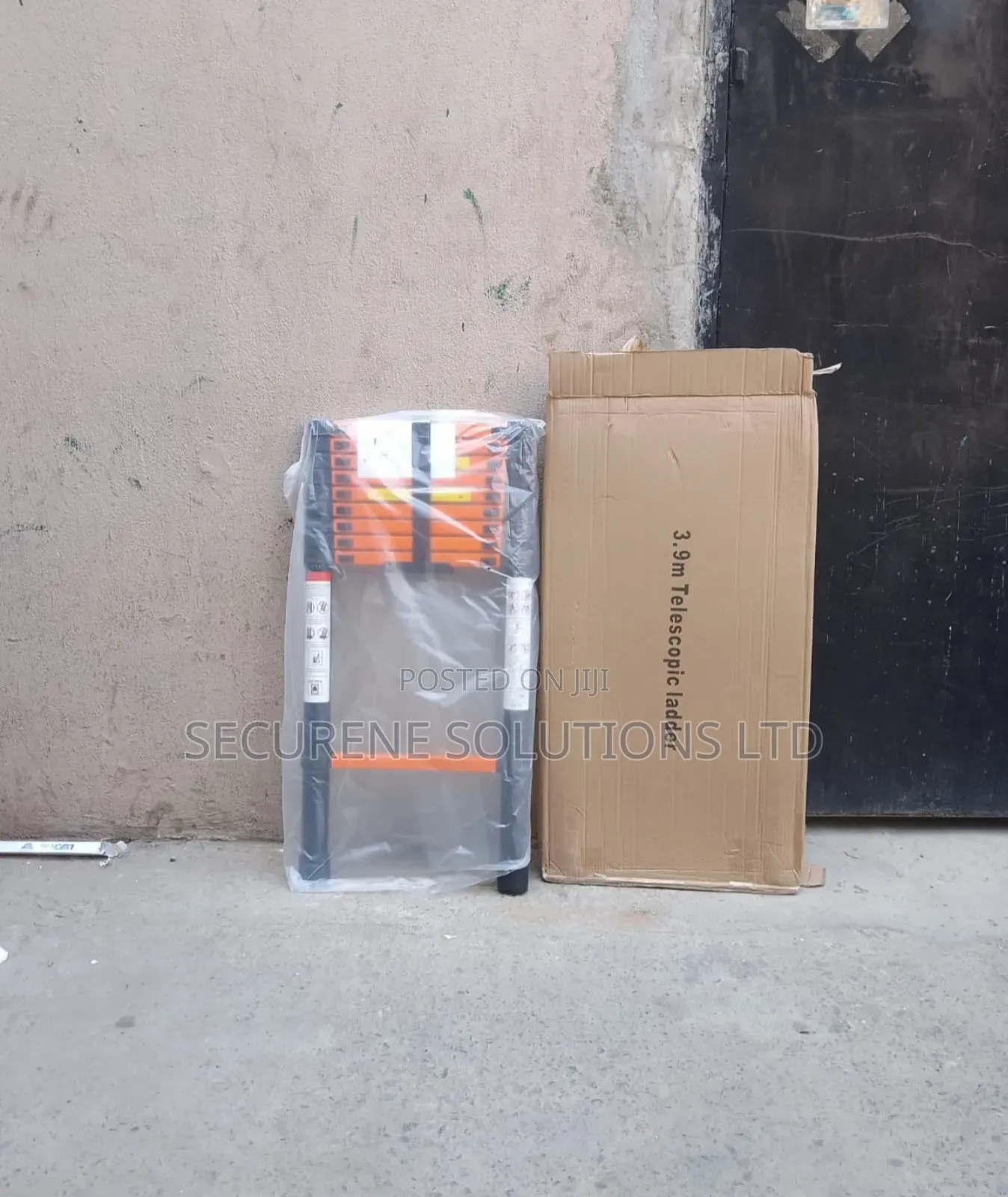 3.9m Single Telescopic Ladder