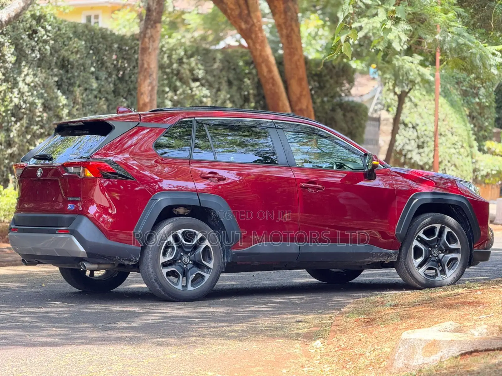 Toyota RAV4 2019 Red