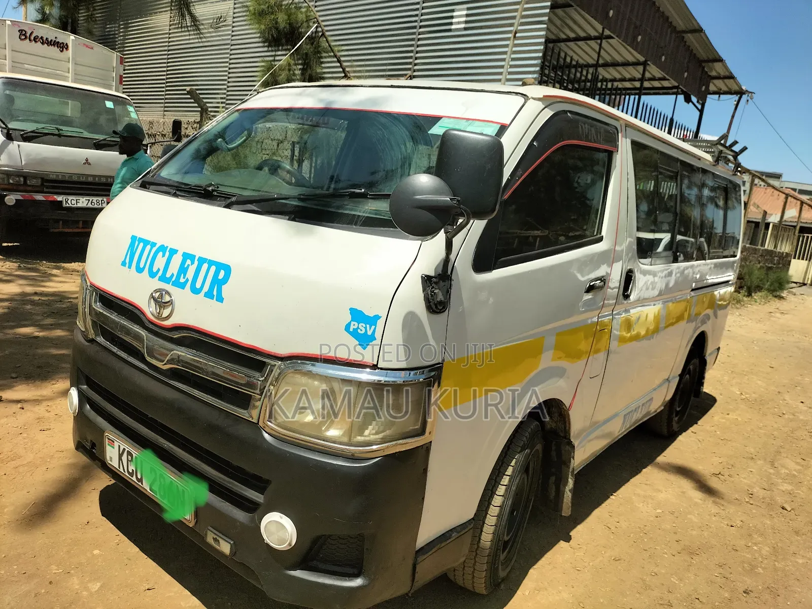 Toyota HiAce 2012 White
