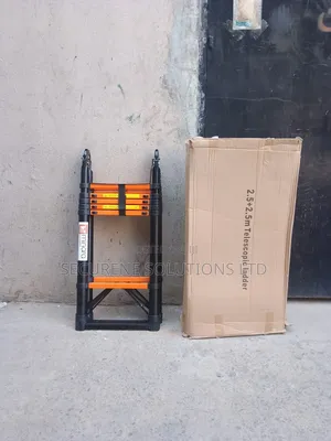 Minara Brand 2.5m + 2.5m Double-sided Telescopic Ladder