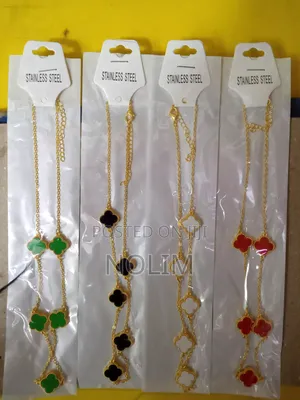 Van-Cleef Stainless Chains