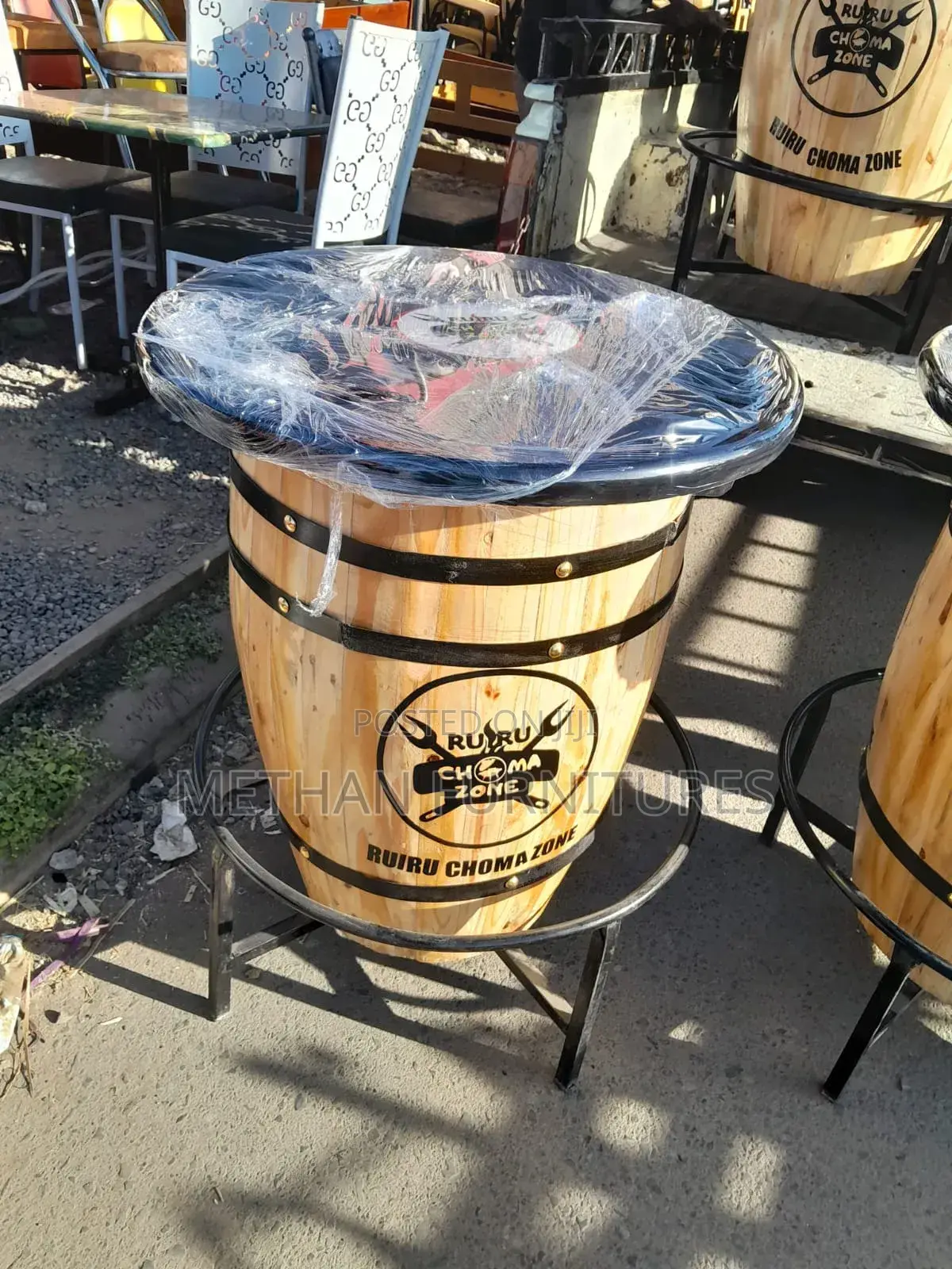 Barrel Table for Bar and Restaurant