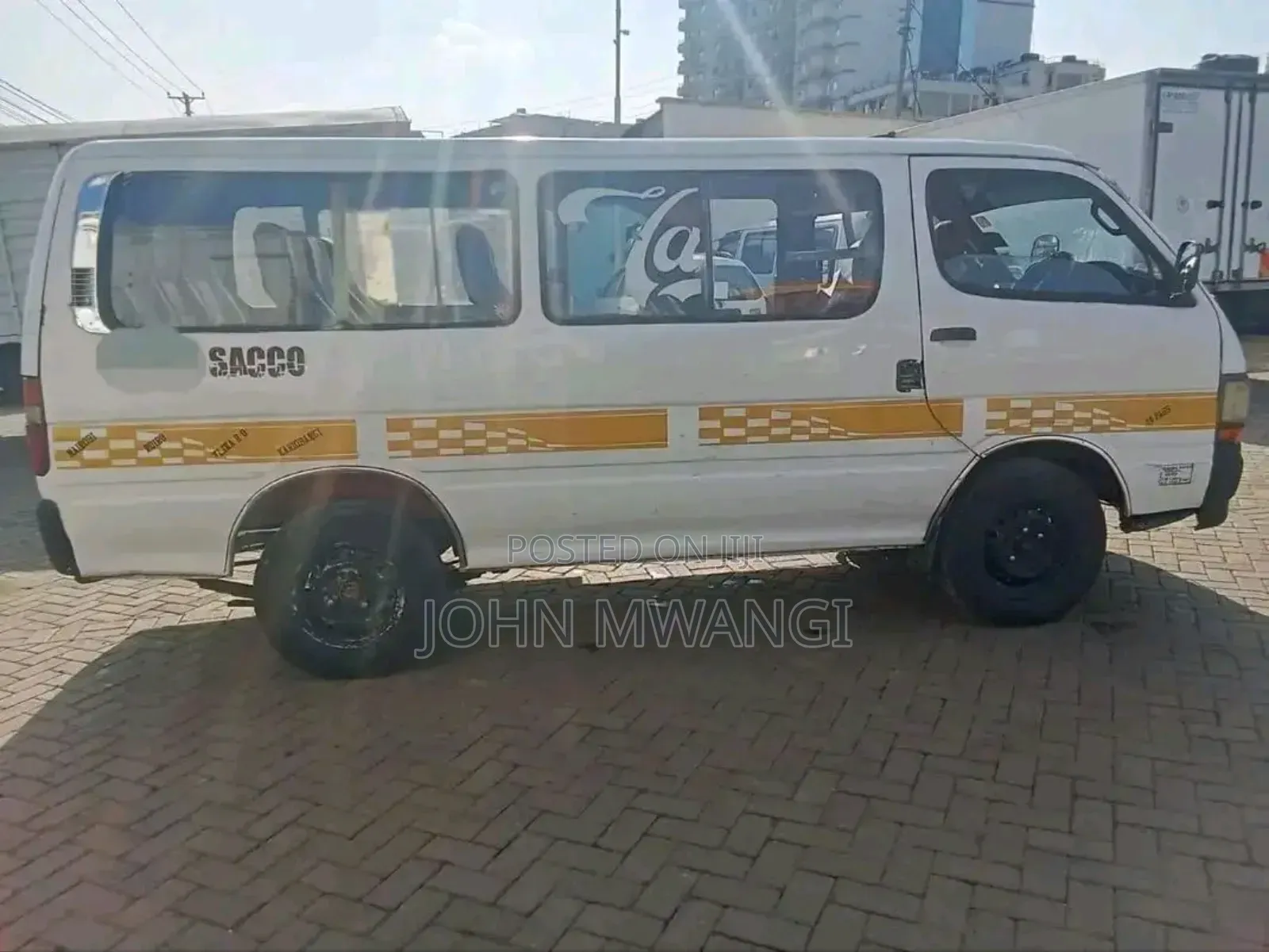 Toyota HiAce 2005 White
