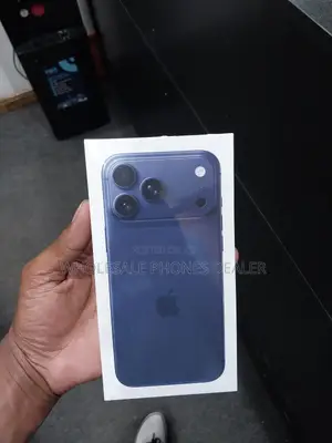 New Apple iPhone 17 Pro Max 256 GB Blue
