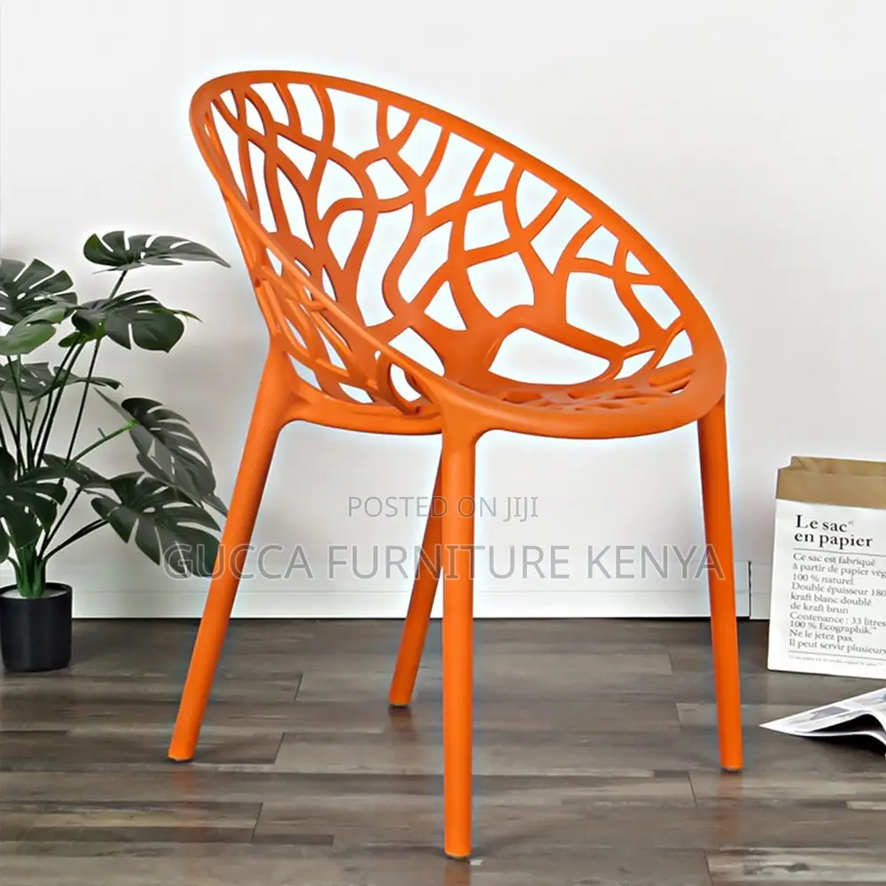 Stackable Plastic Bistro Restaurant Chair