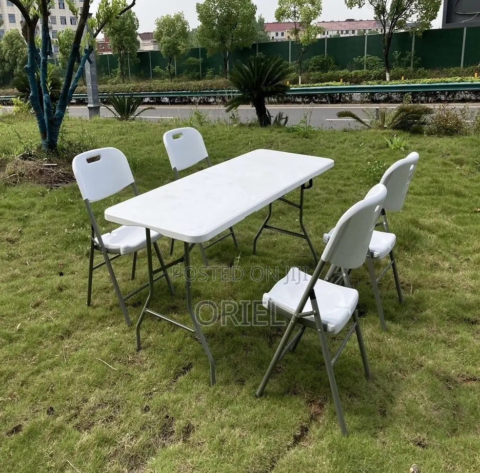 Office Plastic Table; Ergonomic Foldable Plastic Office Workstation