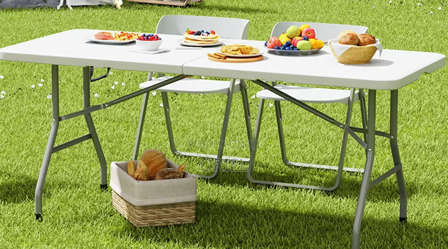 Office Plastic Table; Ergonomic Foldable Plastic Office Workstation