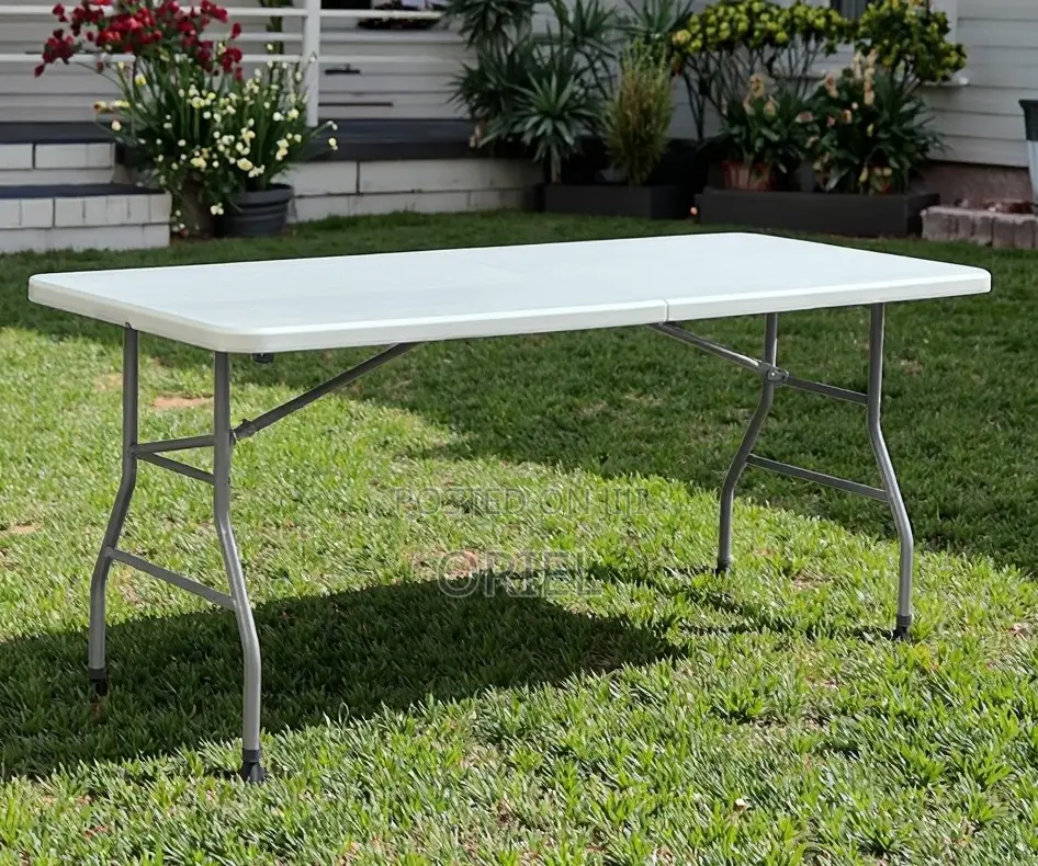 Office Plastic Table; Ergonomic Foldable Plastic Office Workstation
