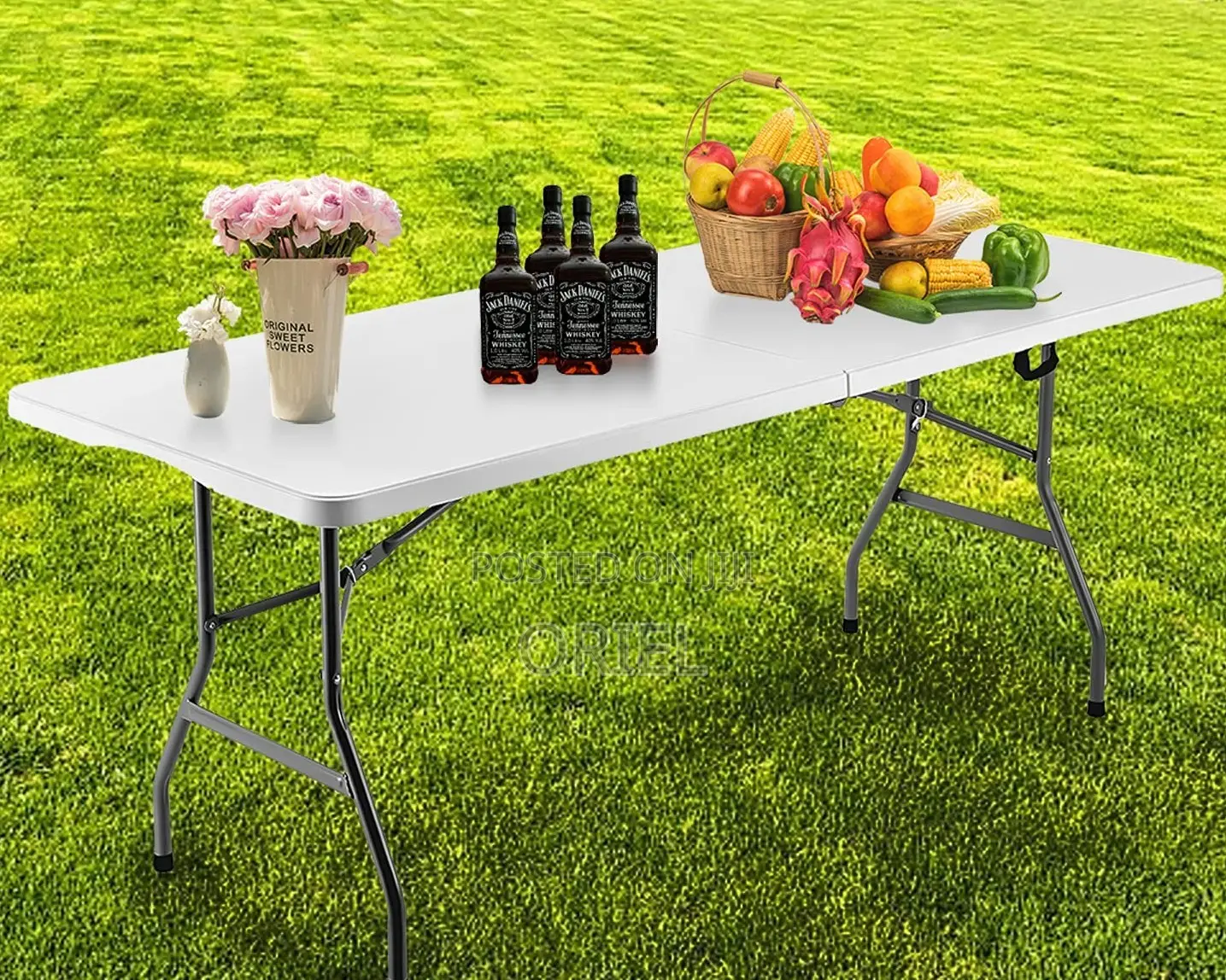 Office Plastic Table; Ergonomic Foldable Plastic Office Workstation