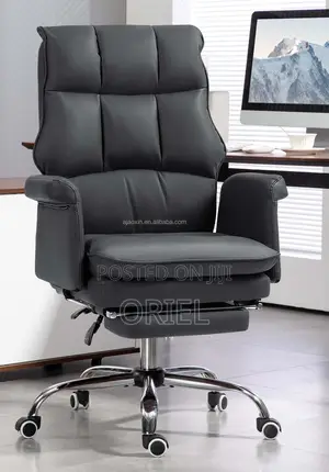 Executive Office Chair; Comfort-Focused Director’S Executive Chair
