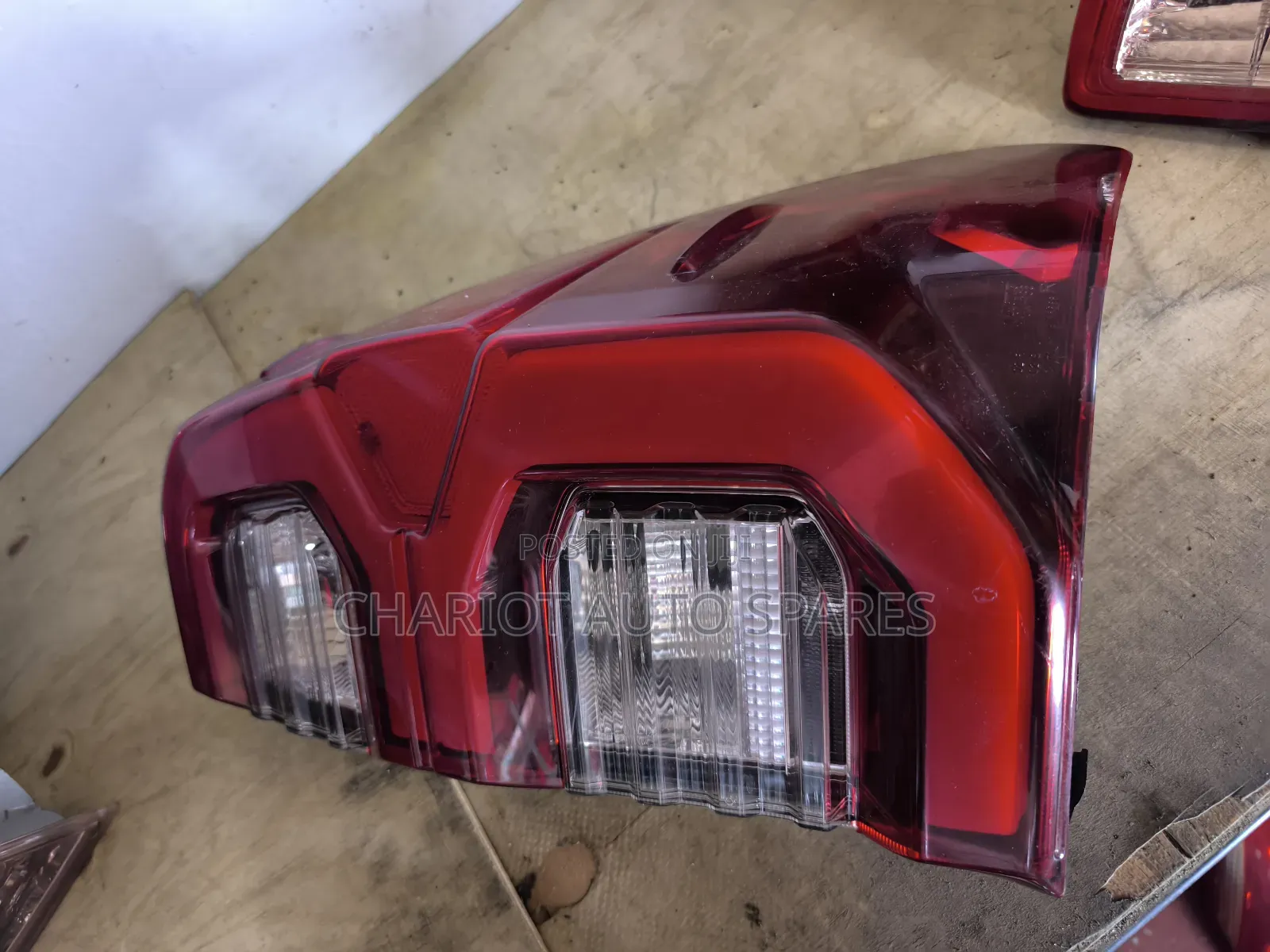 Toyota Dmax Taillight