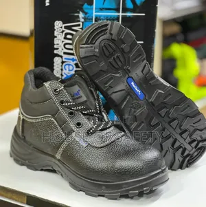 Unique Combined Features Boot