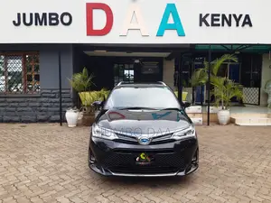 Toyota Corolla Fielder 1.5 Hybrid FWD 2018 Black