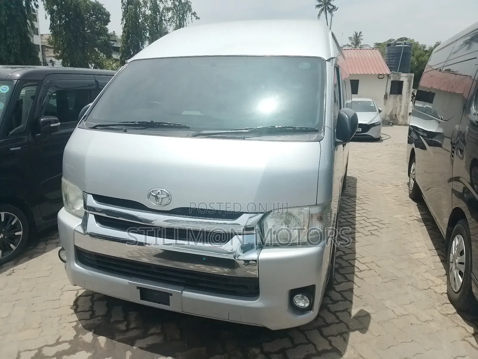 Toyota Grand HiAce 2019 Silver