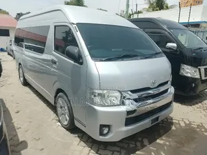 Toyota Grand HiAce 2019 Silver