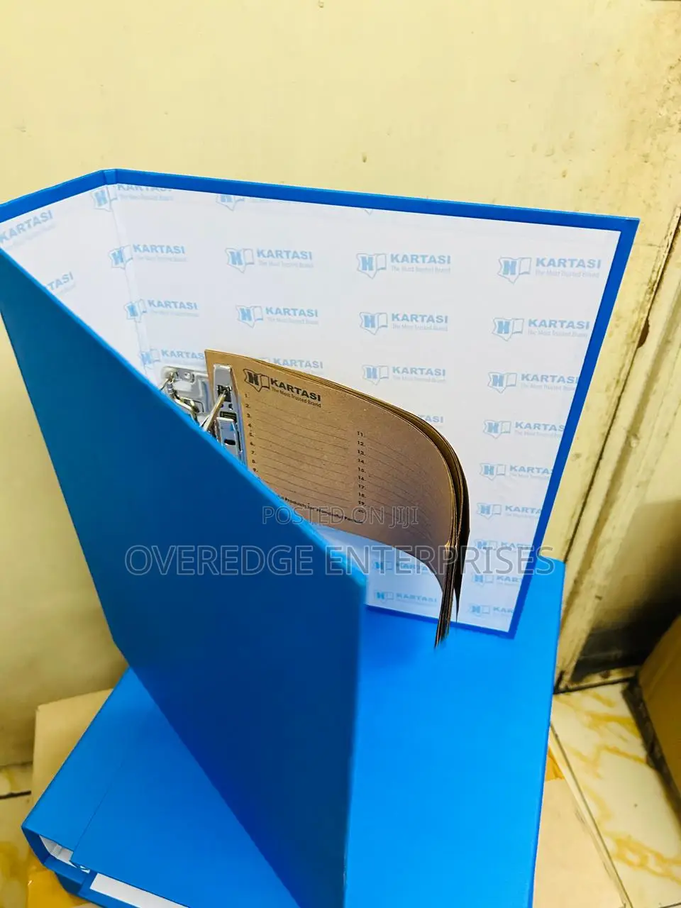 Sturdy and Durable Office Binders