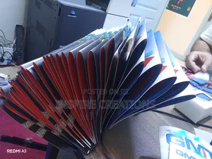 *" Bifold Bronchures Full Color Printing " 'Ccc