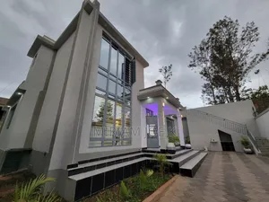 3bdrm Mansion in Mugutha, Ruiru for sale