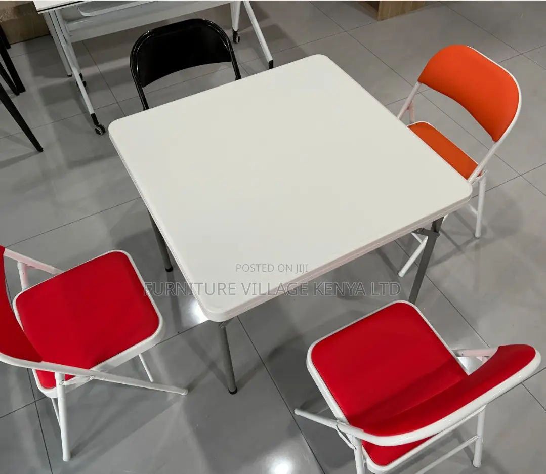 Foldable Table; Plastic Top Square Foldable Table
