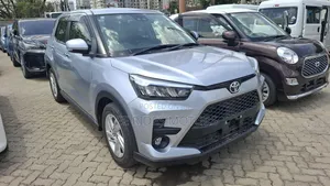 Toyota Raize 1.0 FWD 2019 Silver