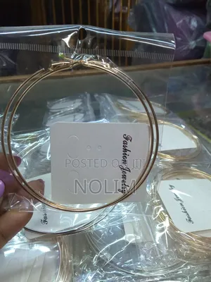 Round Earrings