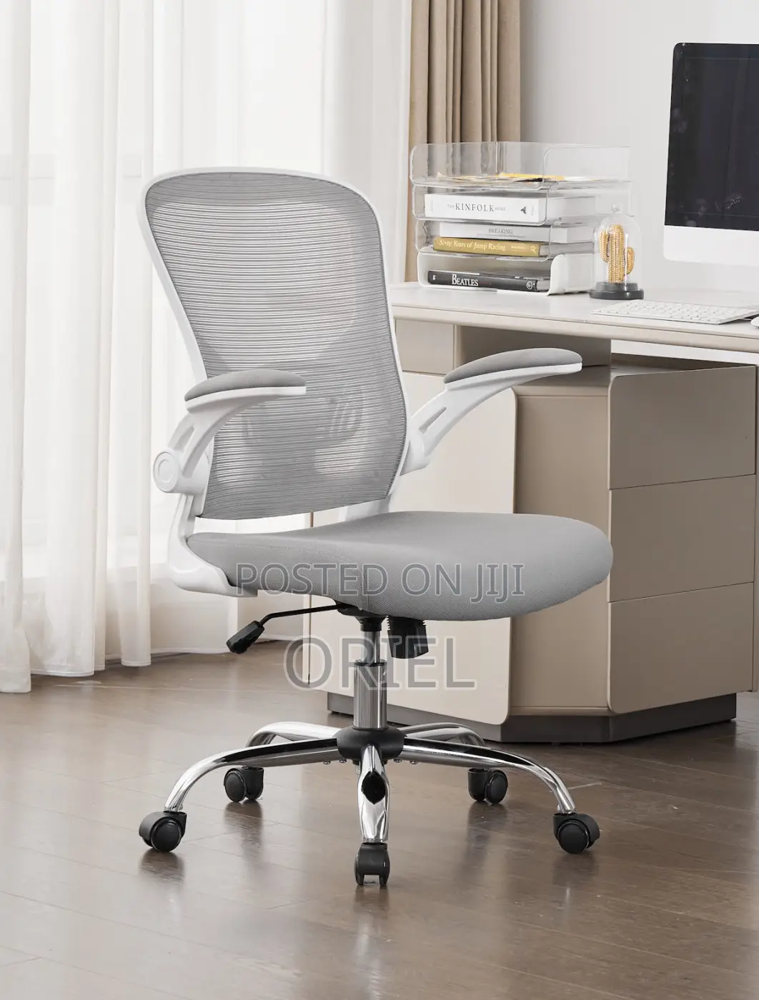Office Chair : Gray Mesh Office Chair