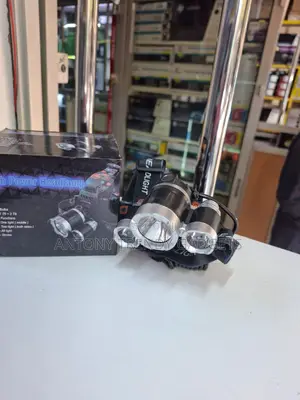 Led Headlamp 3× Cree T6 Adjustable Strap Outdoor Light