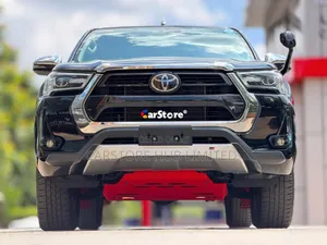 Toyota Hilux 2.4 Diesel 2020 Silver