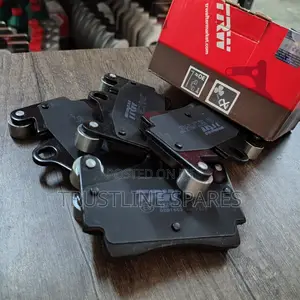 Audi Q7 Rear Brake Pads TRW – Precise Quiet Braking
