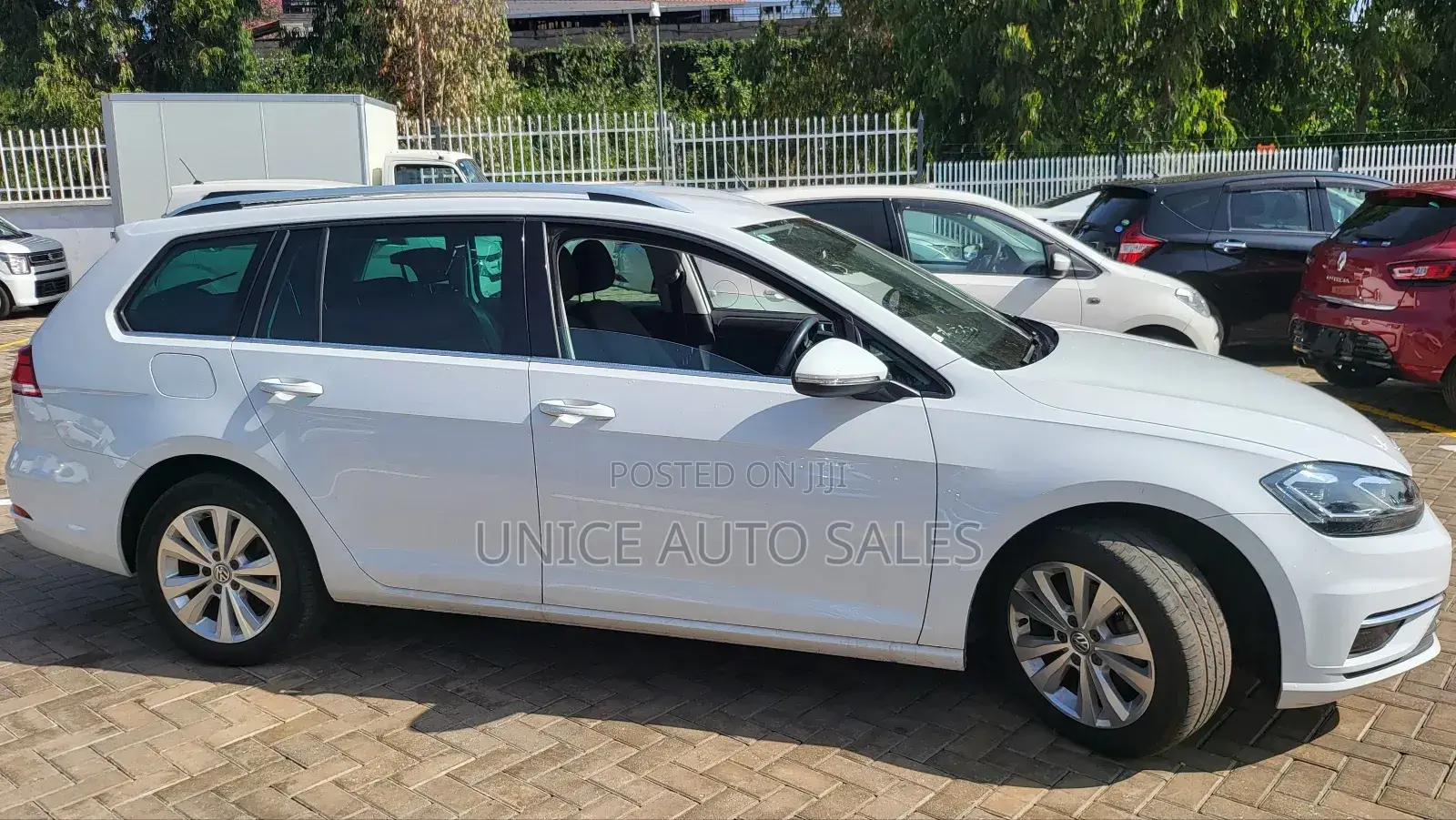 Volkswagen Golf 2018 White