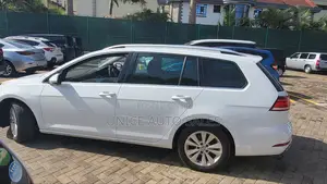 Volkswagen Golf 2018 White