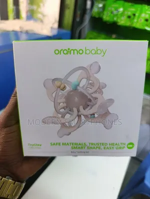 Oraimo Tinychew Baby Teething Manhattan Ball Toy