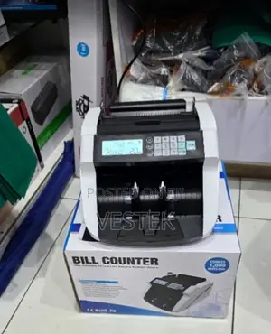Uv/Mg LCD Display Bill Counter Money Counter