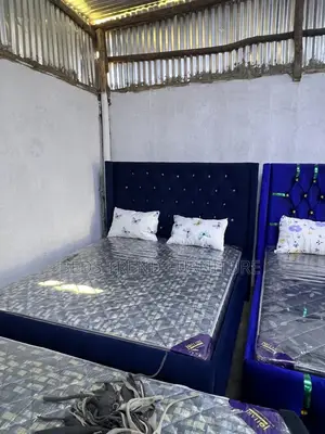 Refreshed Cozy 5 by 6 Bed