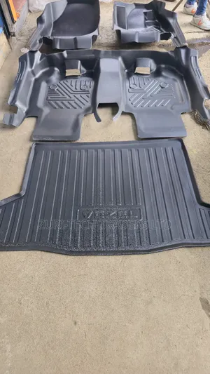 Honda Vezel 5d 2023 Floor Mats