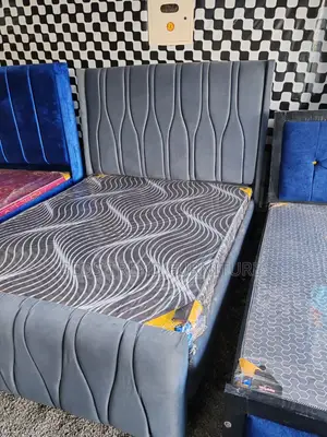 Welcoming Cushy 5 by 6 Designed Bed