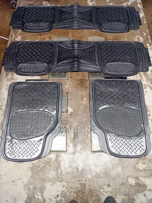 7-Seater Conjoined Black Car Mats – Heavy-Duty Anti-Slip