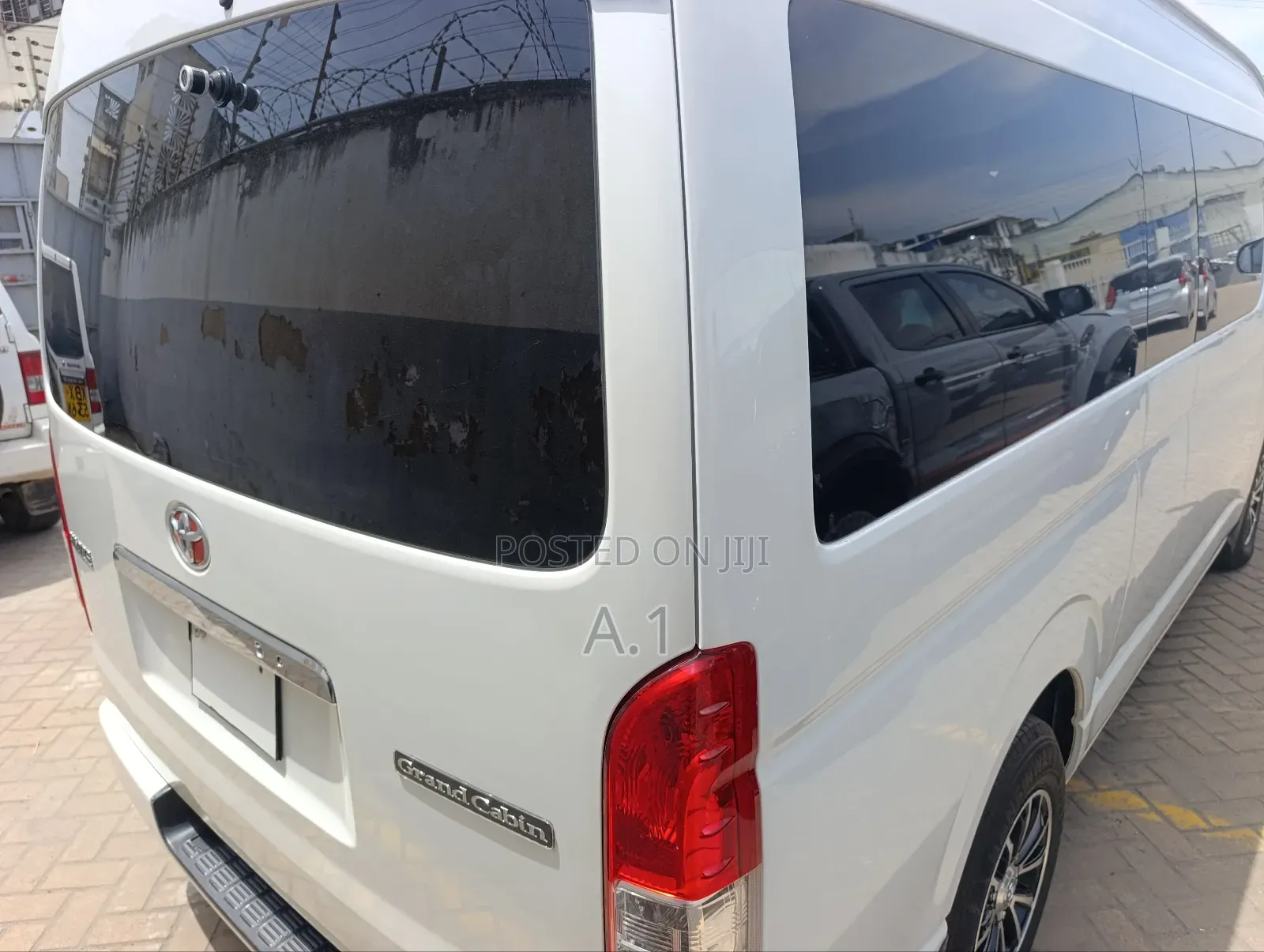 Toyota Grand HiAce 2019 White