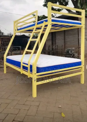 3.5 by 6upper 4 by 6 Lower Metallic Bed Frame for Sale
