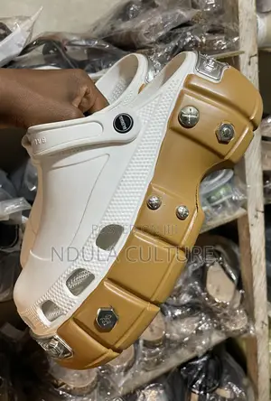 (Original)Balenciaga Platform Clogs