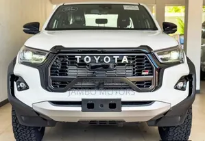 Toyota Hilux Revo Double Cab Deisel 2.8 AWD 2020 White
