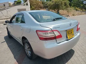 Toyota Premio 2012 Silver